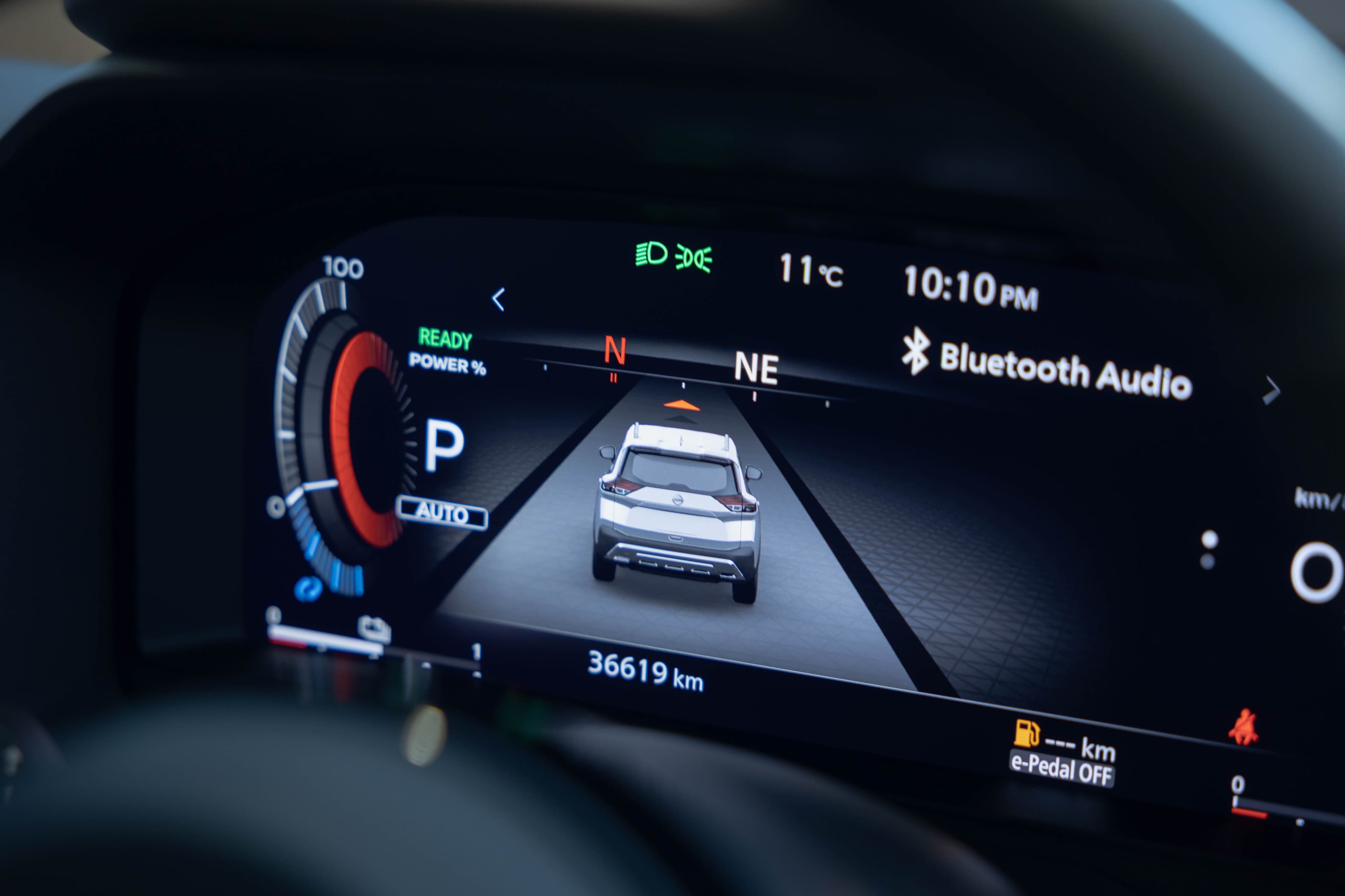 Nissan X-Trail - Interior