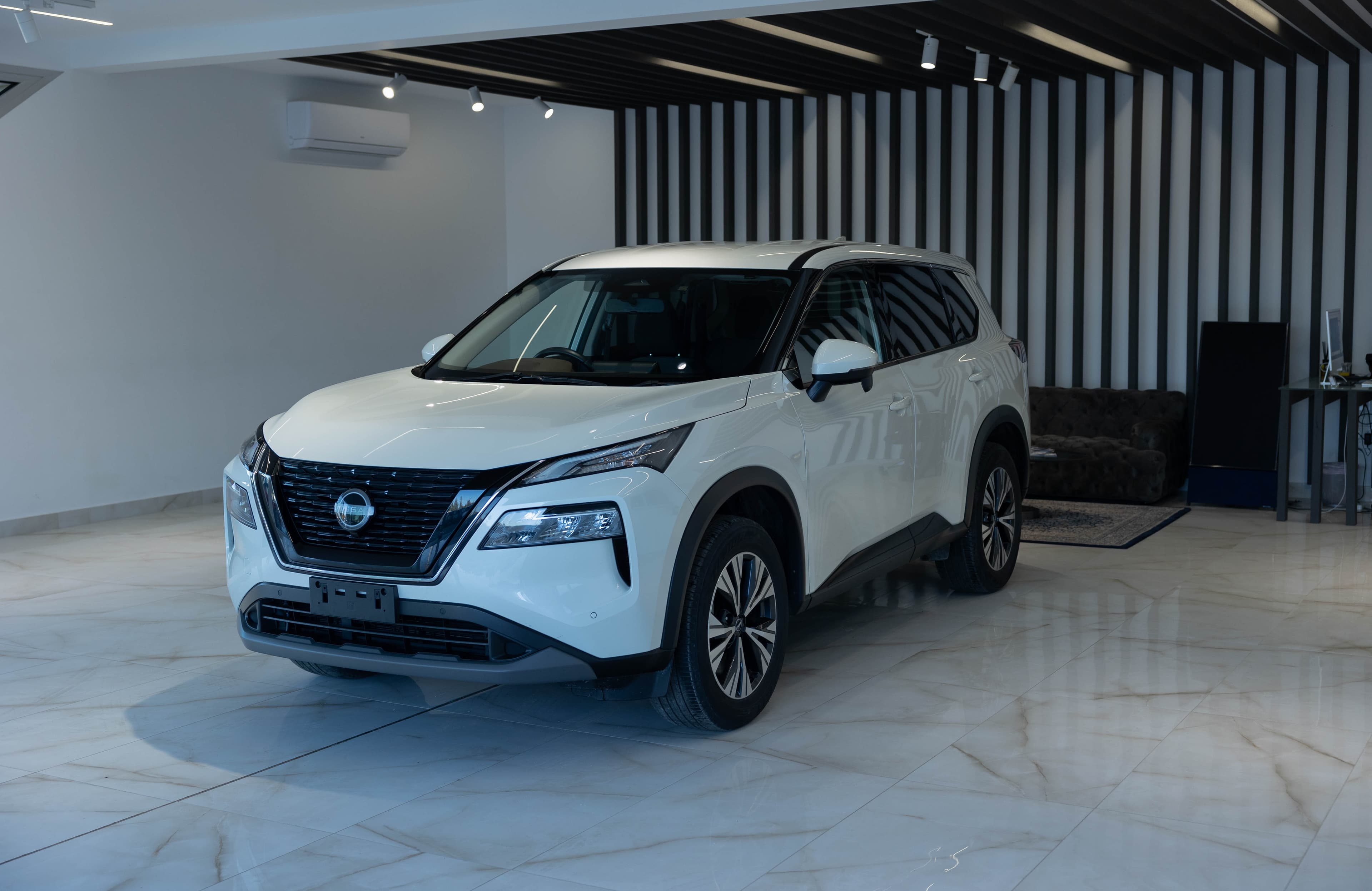 Nissan X-Trail - Exterior
