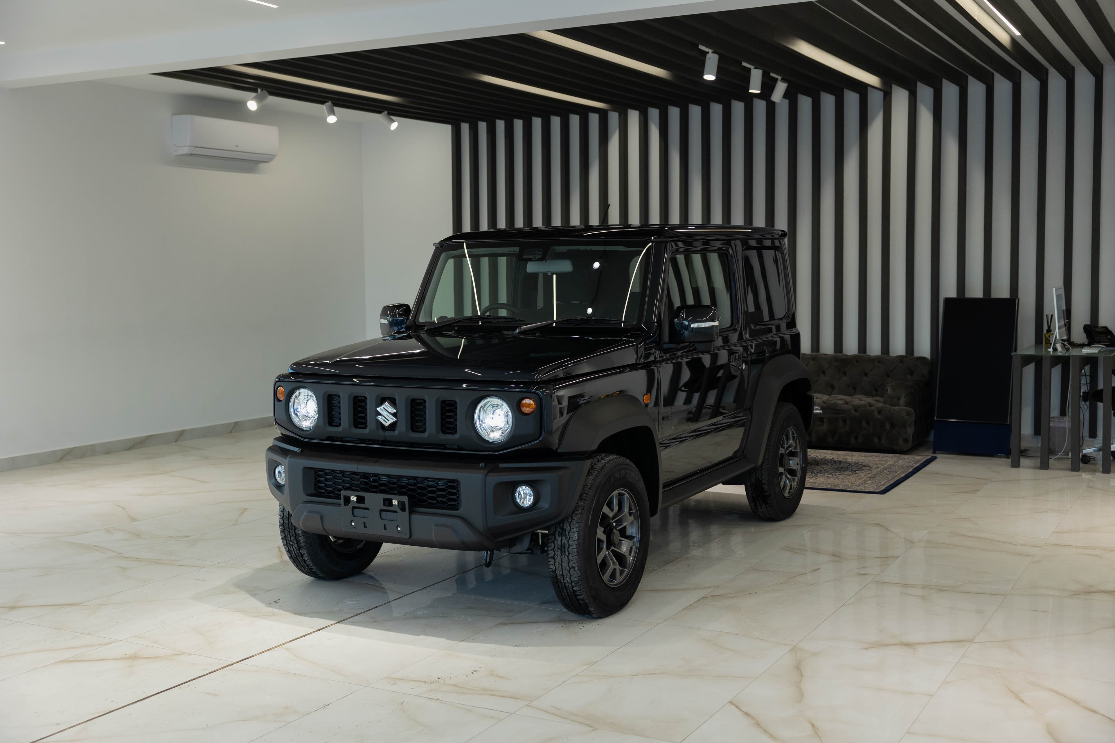 Suzuki Jimny - Exterior