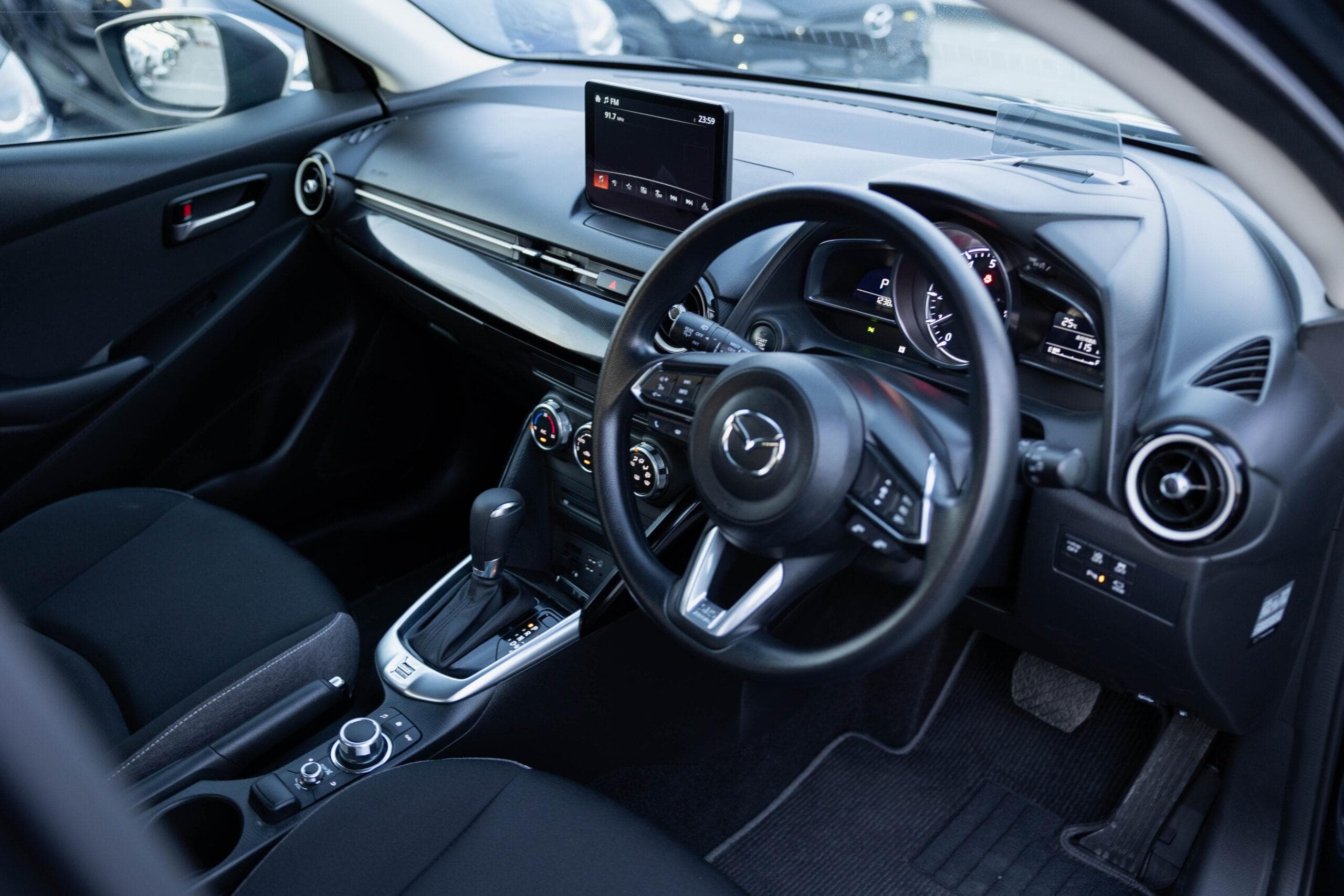Mazda Mazda2 - Interior