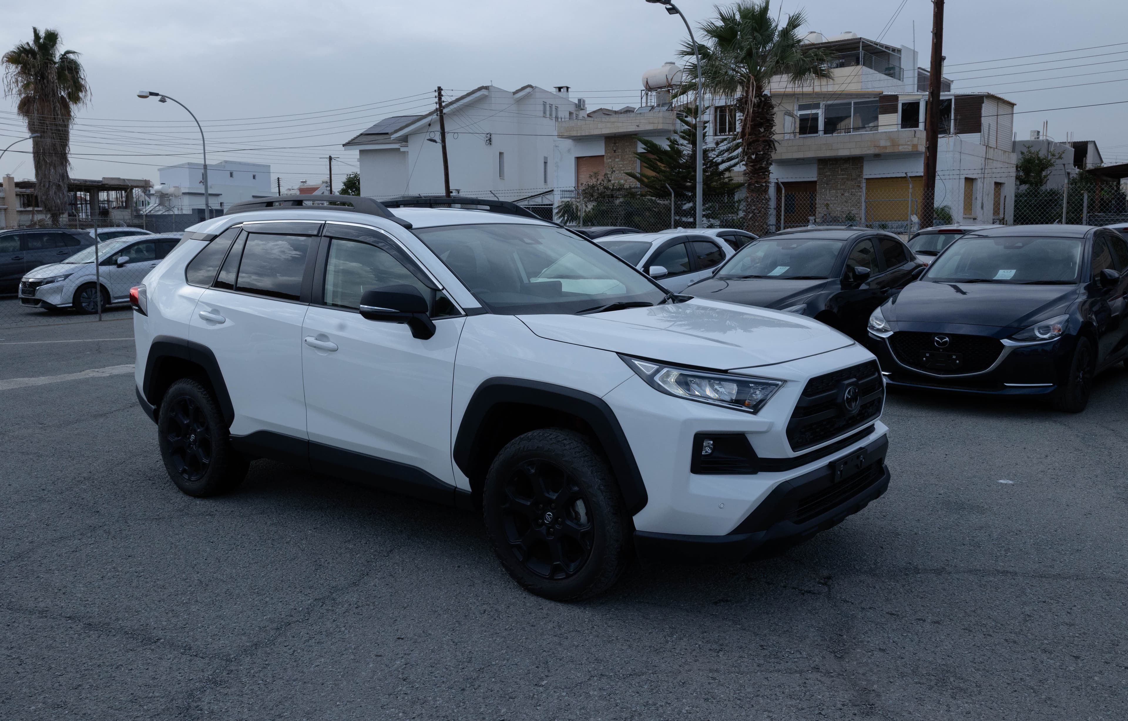 Toyota RAV4 - Exterior