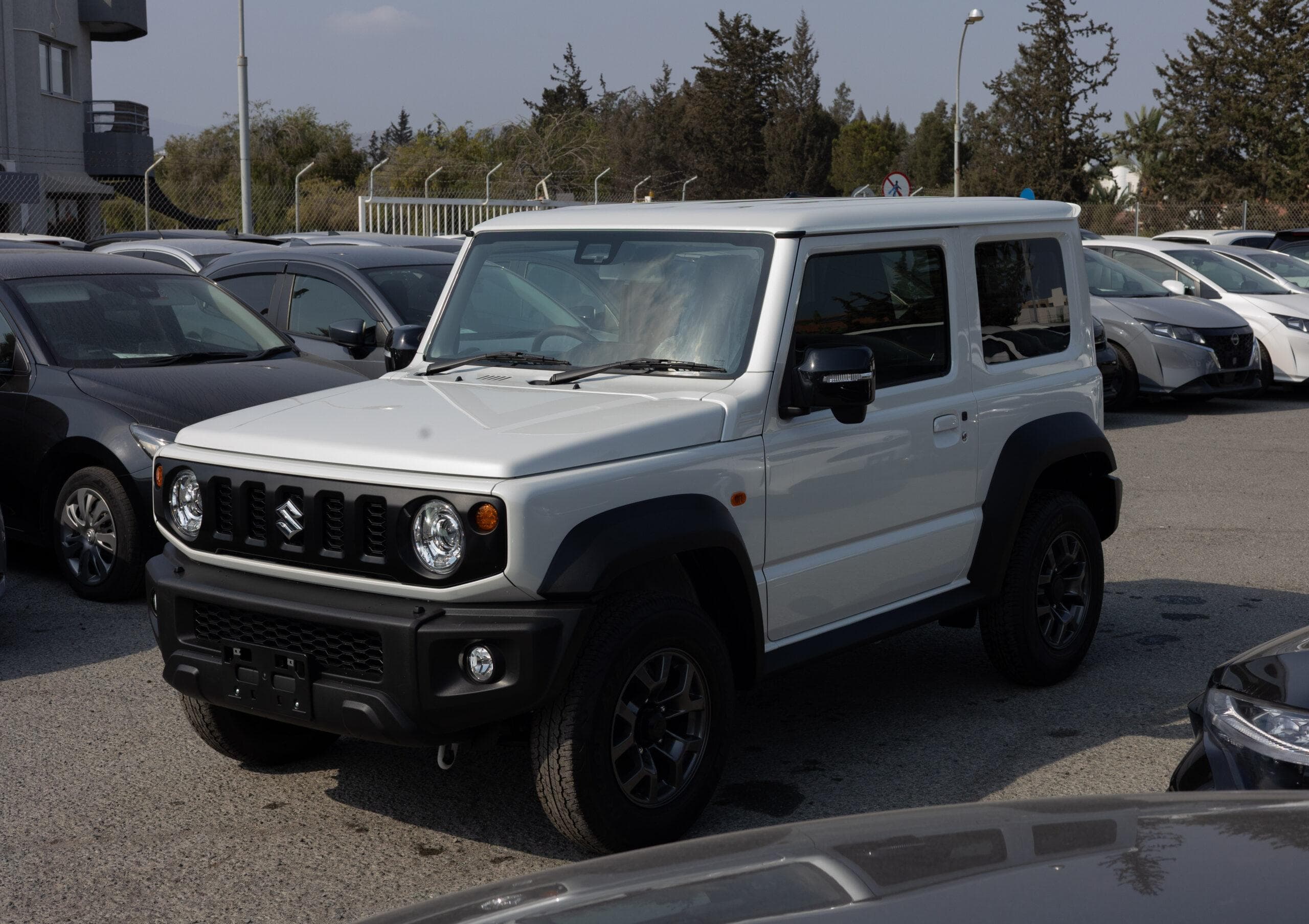 Suzuki Jimny - Exterior
