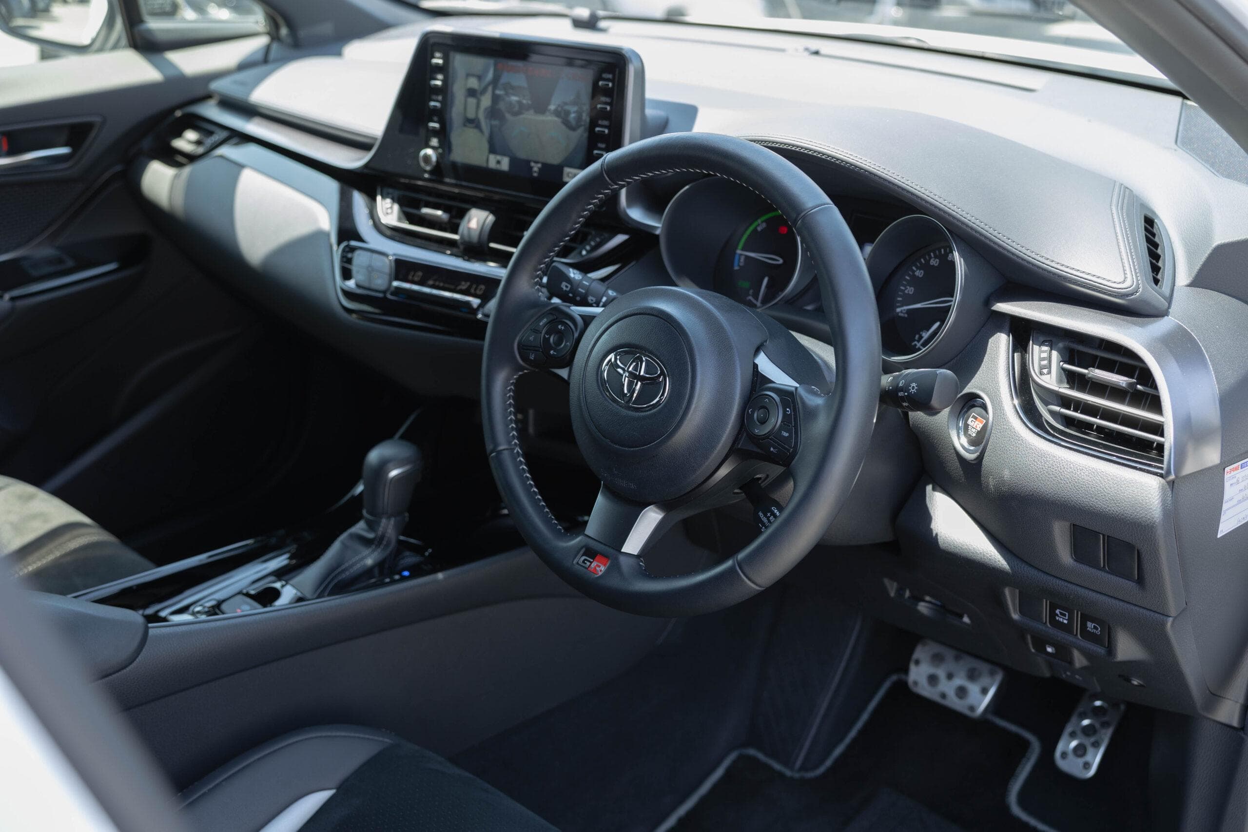 Toyota C-HR GR Sport - Interior
