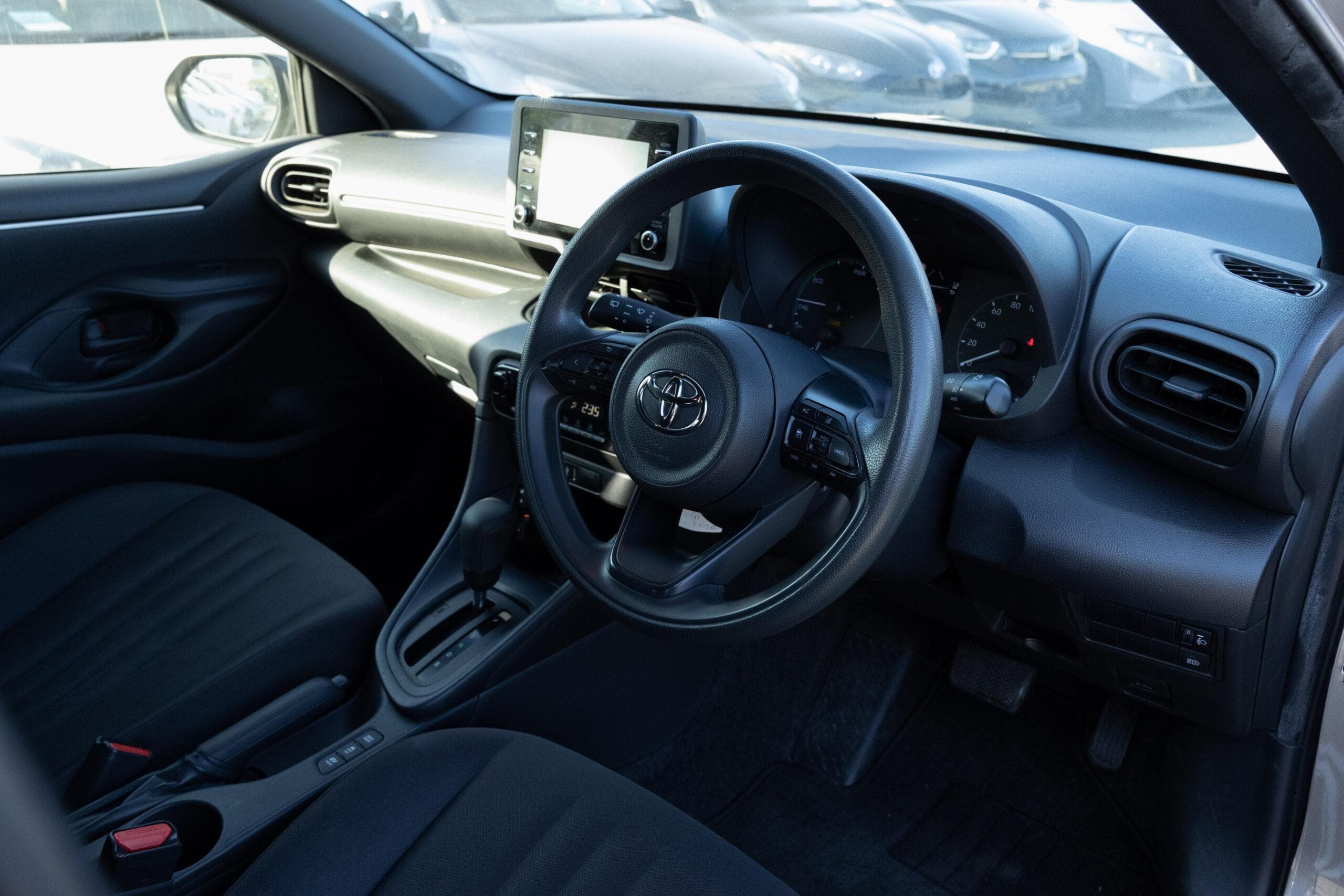 Toyota Yaris - Interior