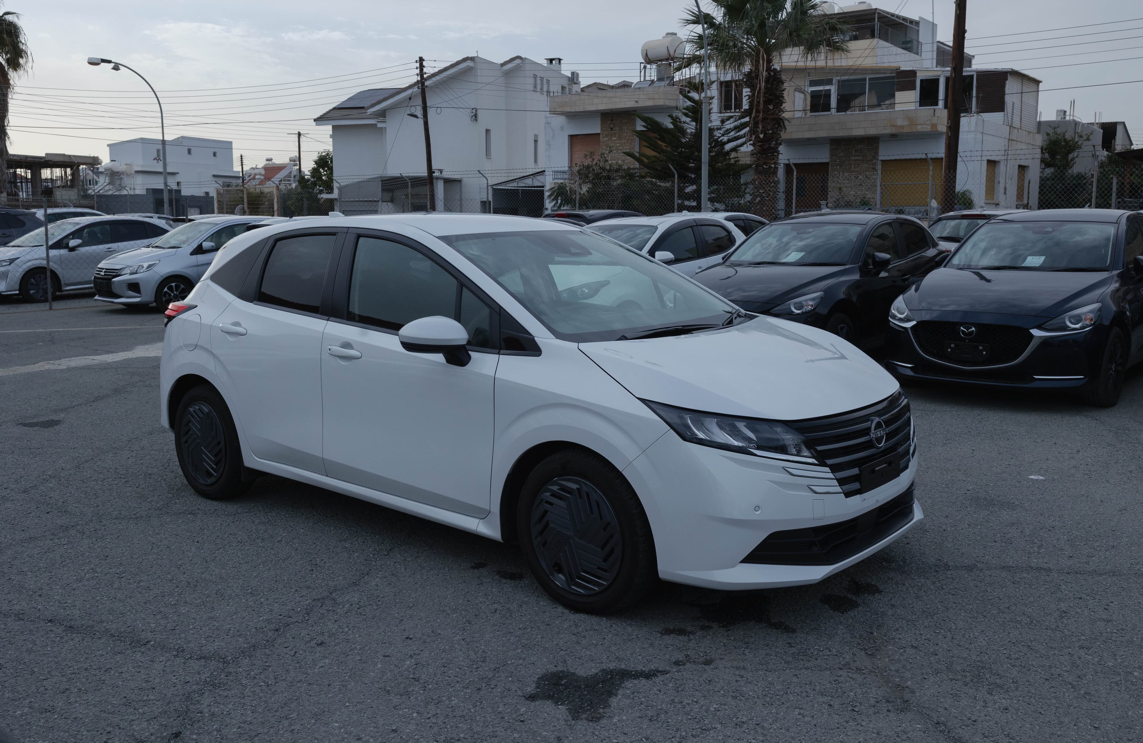 Nissan Note - Exterior