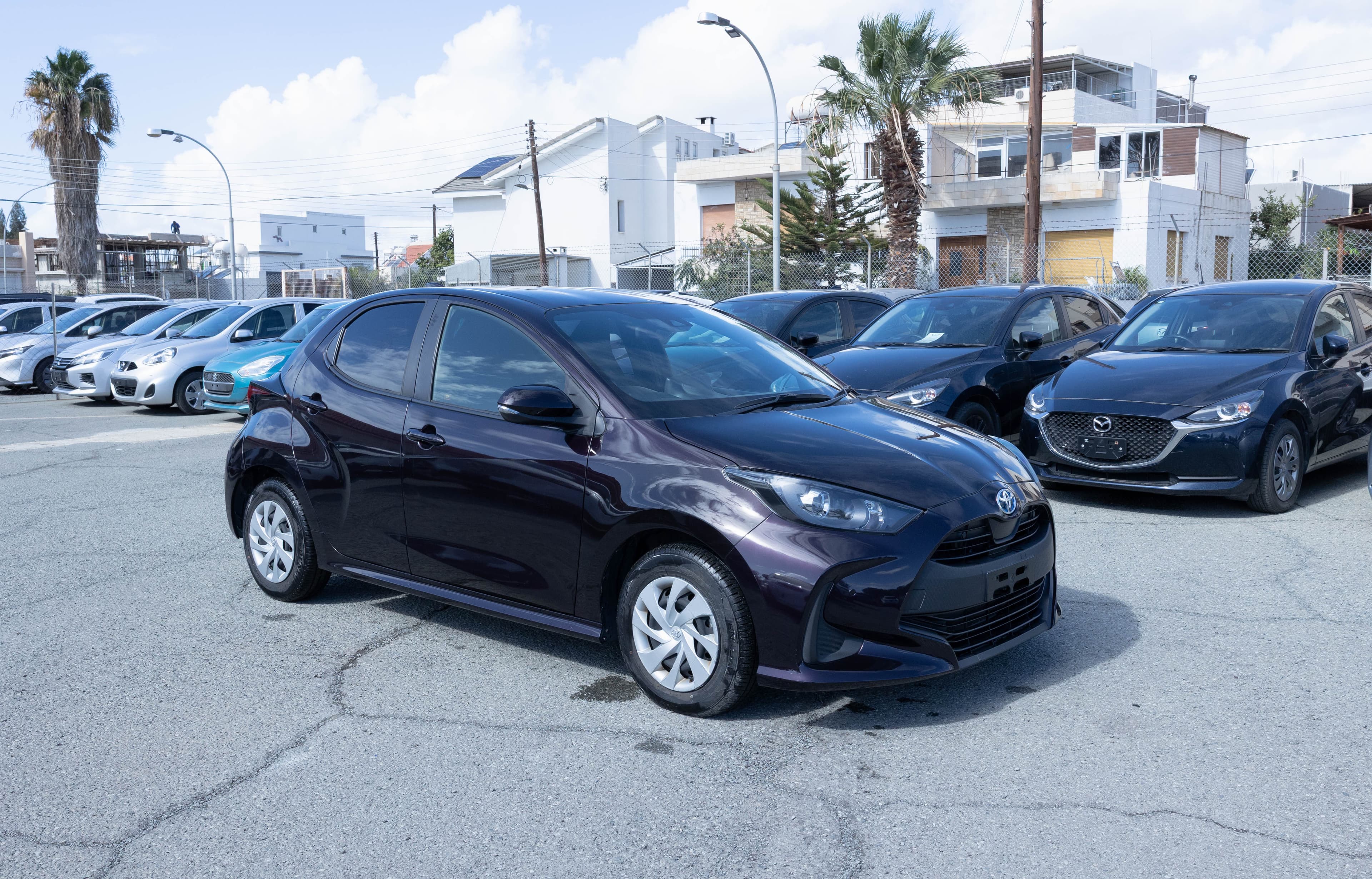 Toyota Yaris - Exterior