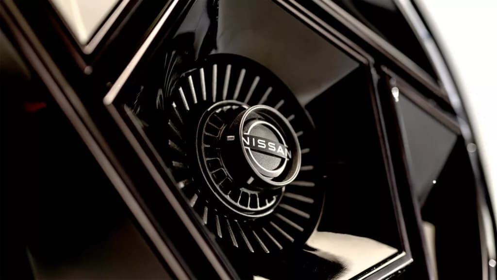 Nissan Crisis Deepens After $4.5 Billion Loss as Shareholders Revolt